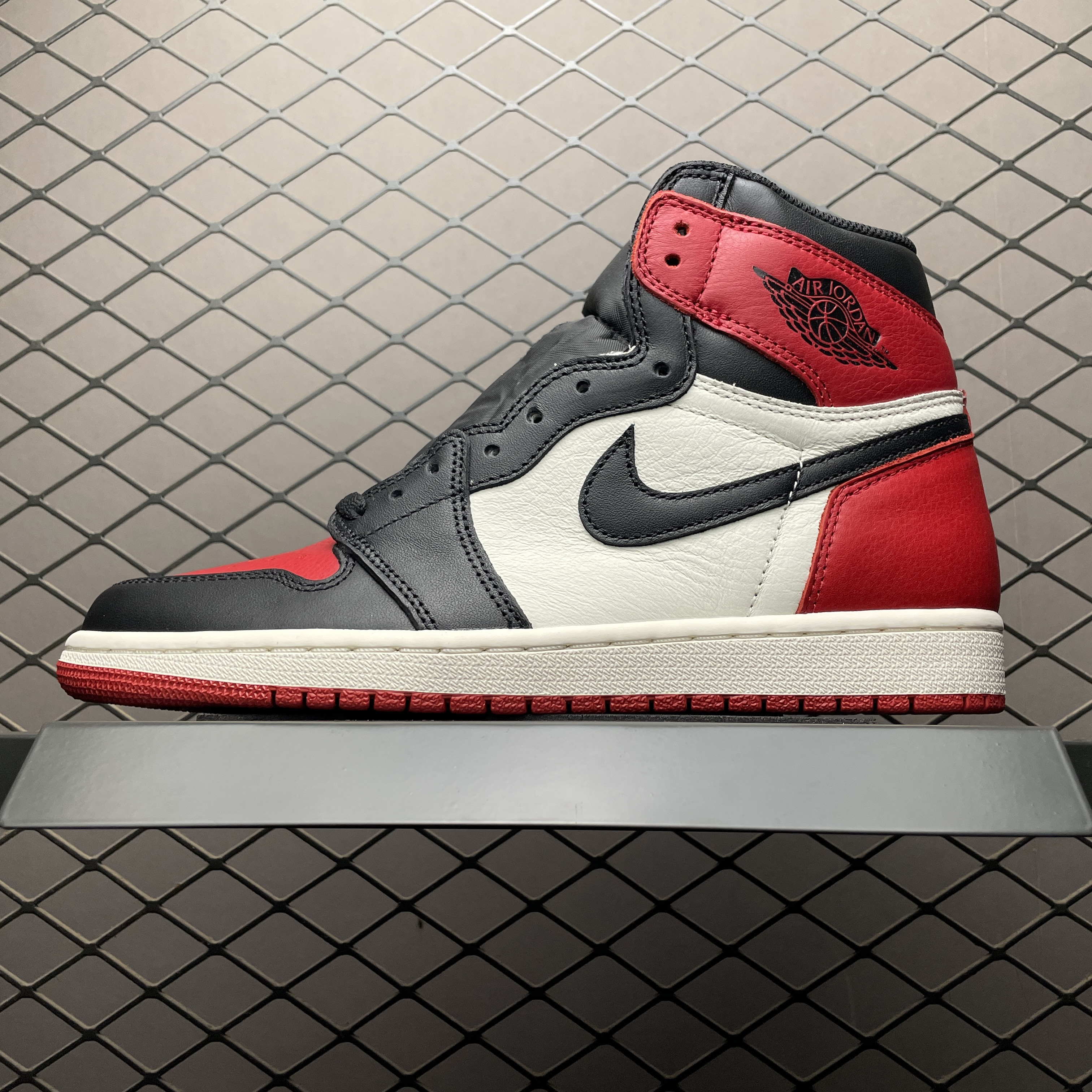JRD1 Retro Bred Toe 555088-610