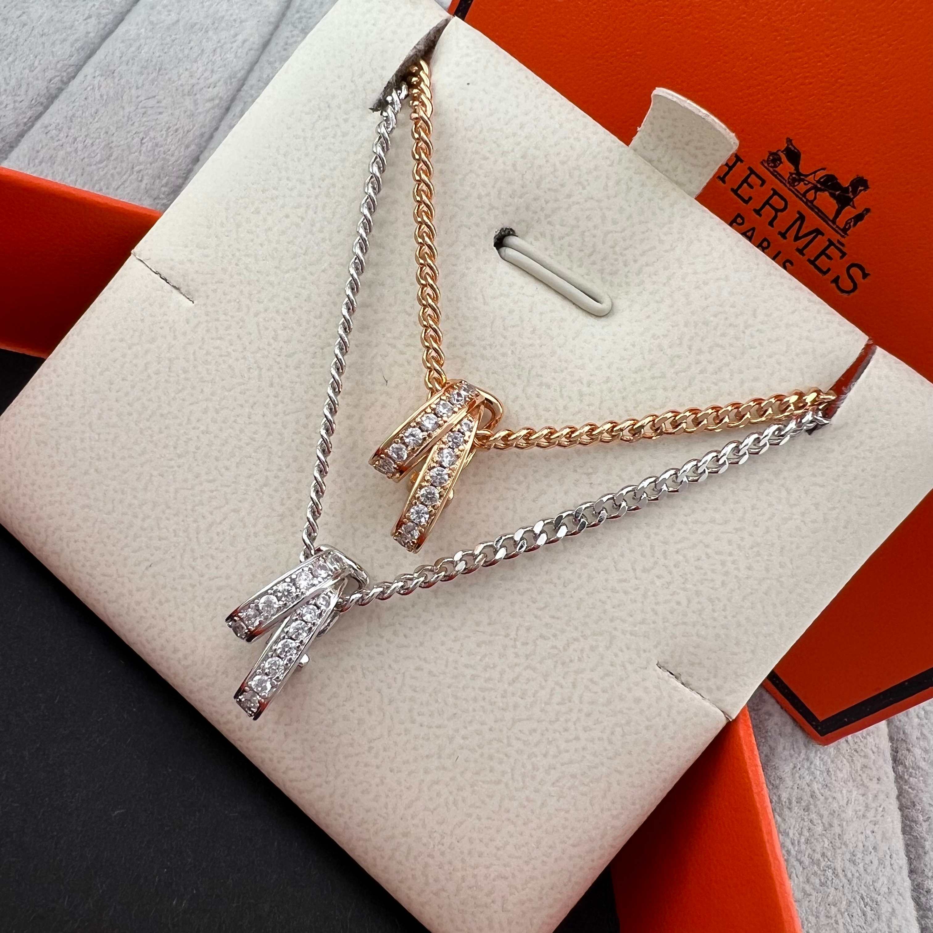 Diamond Pendant Necklace - Artisantouchss