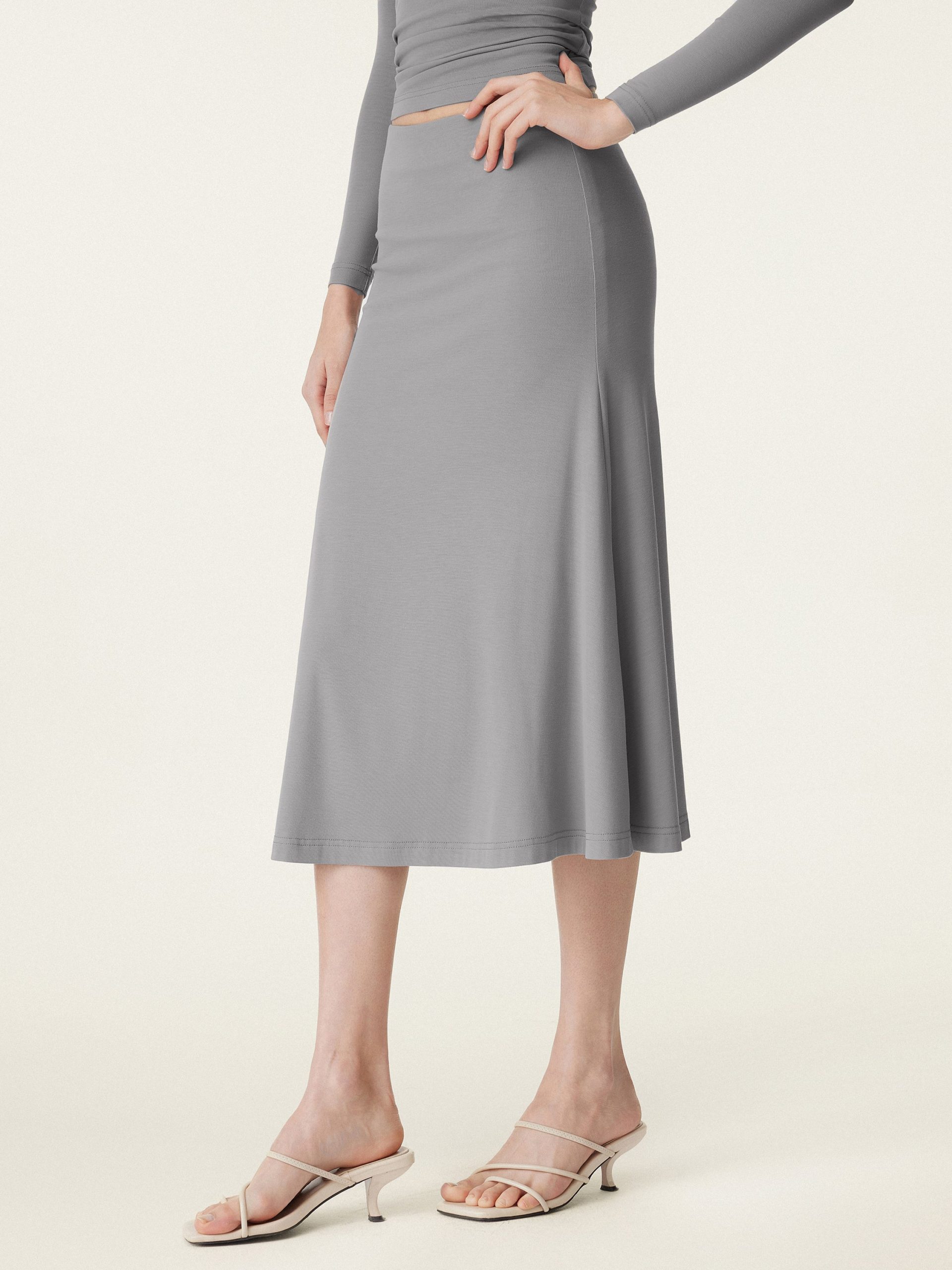 Breezy Pull-on Mermaid Midi Skirt