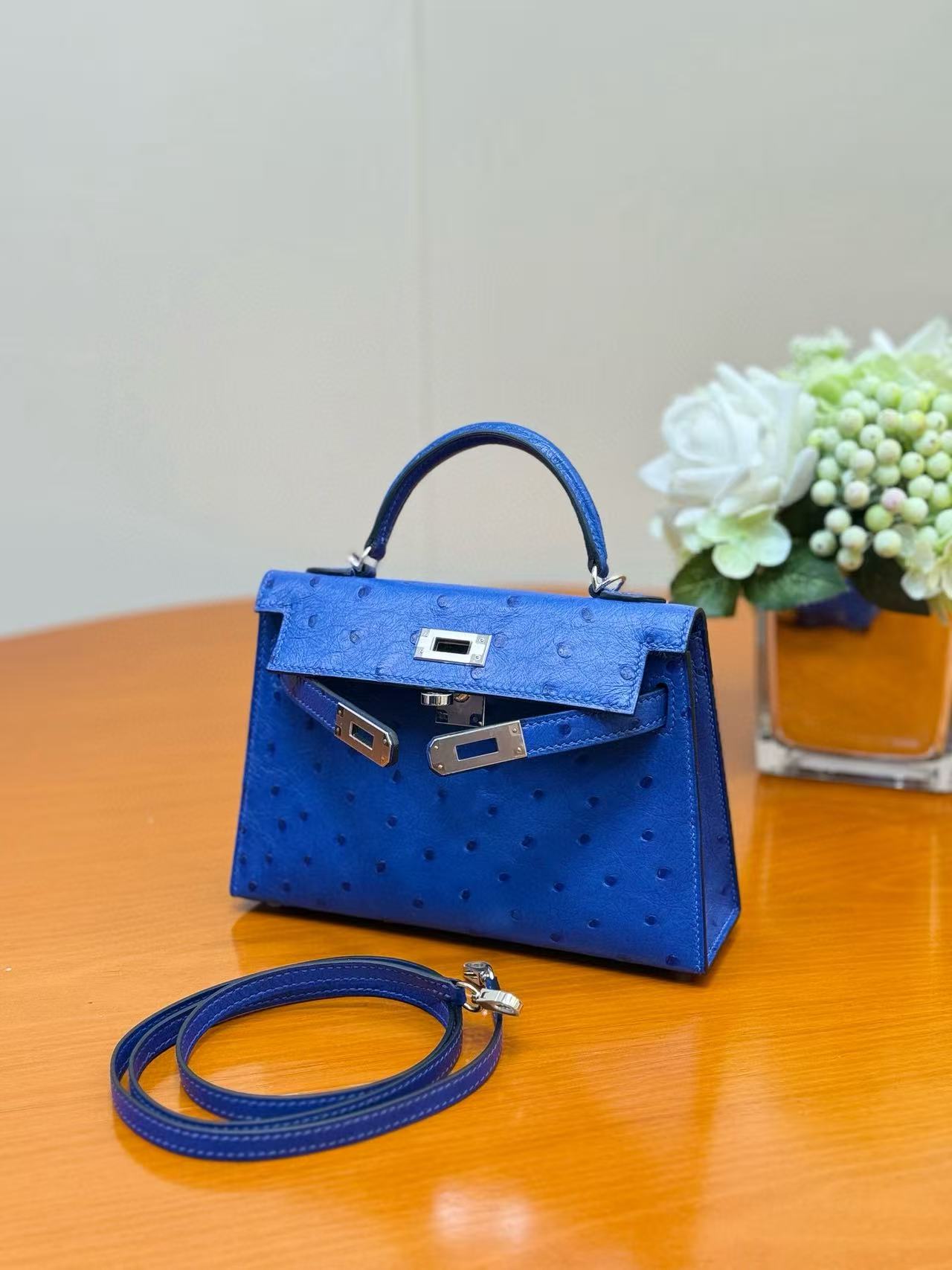 Hermes Kelly2 Mini 19 South African ostrich skin