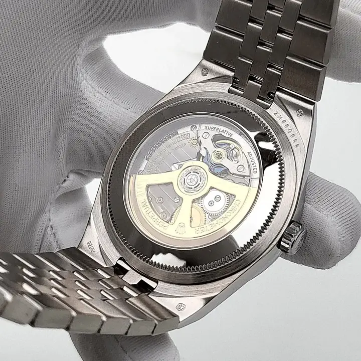 Rolex Land-Dweller 36 Oyster, 36 mm, platinum M127236-0001