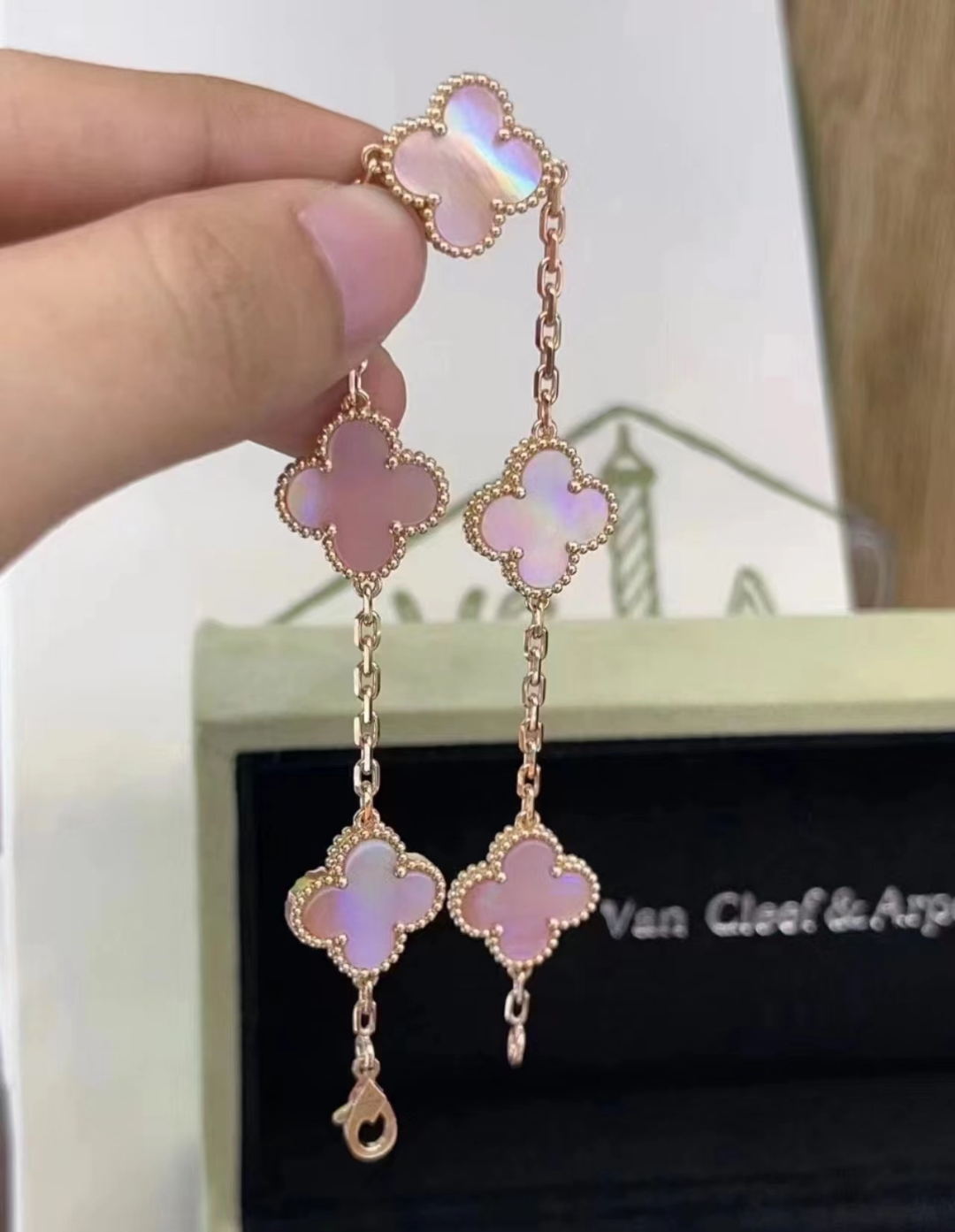 Four-leaf clover powder mother-of-pearl five-flower bracelet - Artisantouchss