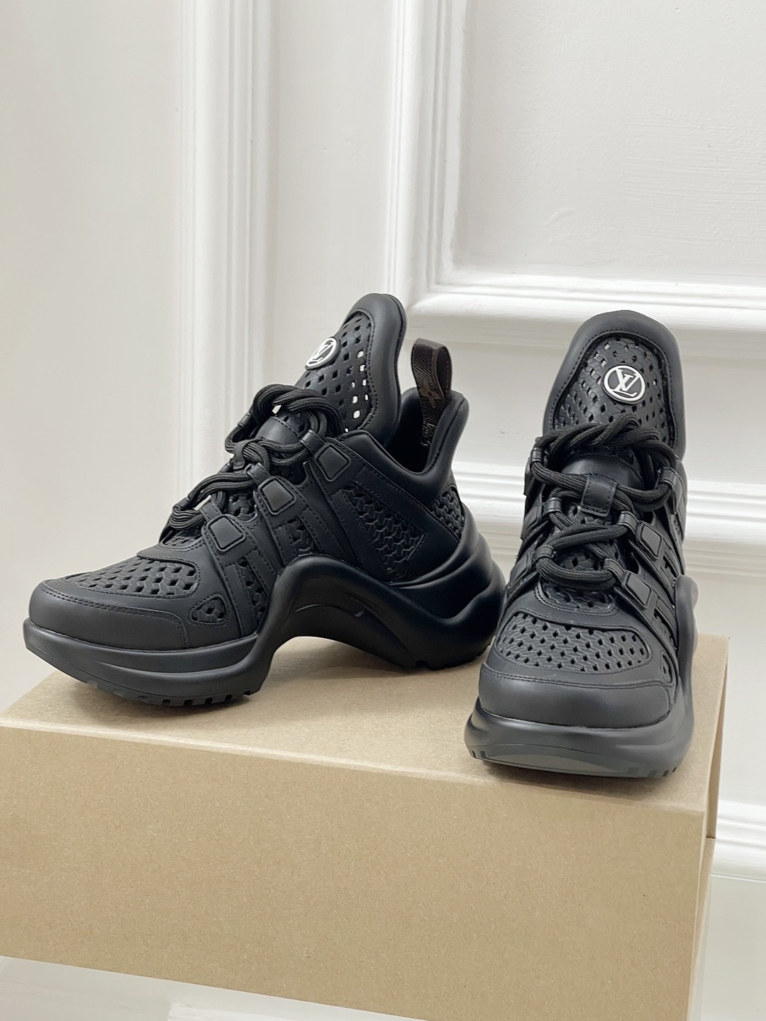 L X V Archlight SNEAKERS(Women's style) detail 3