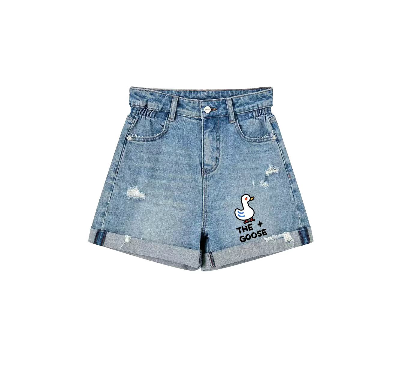 A pair of denim shorts with a white goose print is a must-have item in your summer wardrobe.