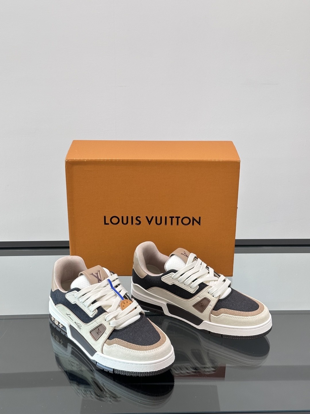 L X V SNEAKERS detail 5