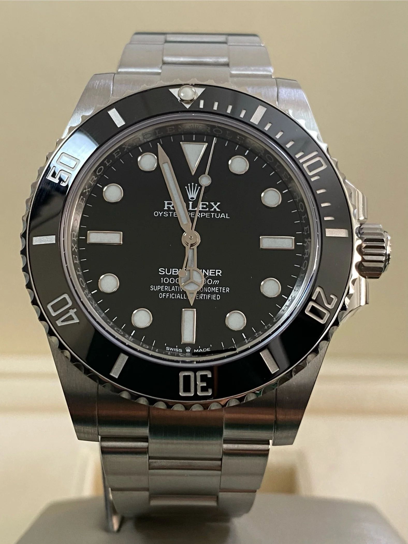 Rolex,Submariner Steel Submariner No Date - 2021 - Black Dial - 124060 *FULL SET*