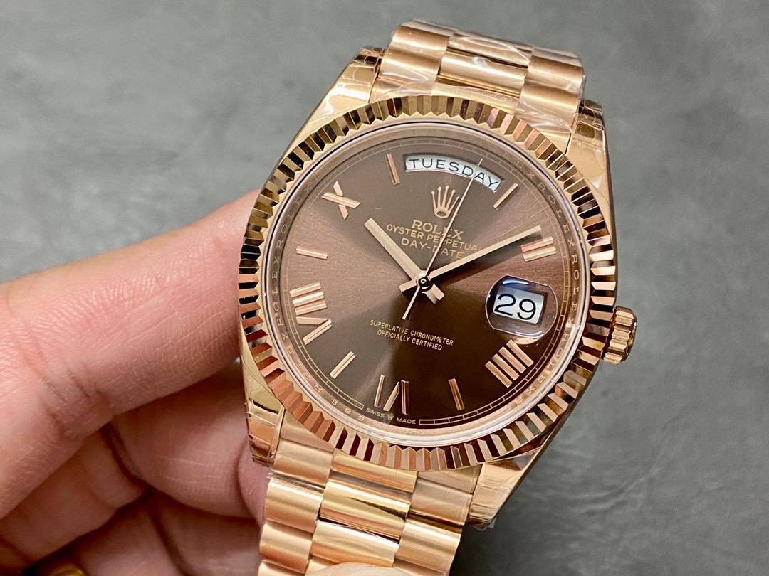 Rolex Day-Date 228235 Chocolate Brown Dial Fluted Bezel 40mm Mens Replica Watch