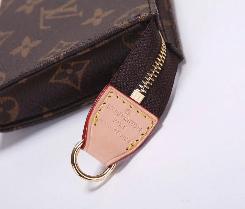 Louis Vuitton Monogram Bucket Pm Tote Bag With Wallet M42238