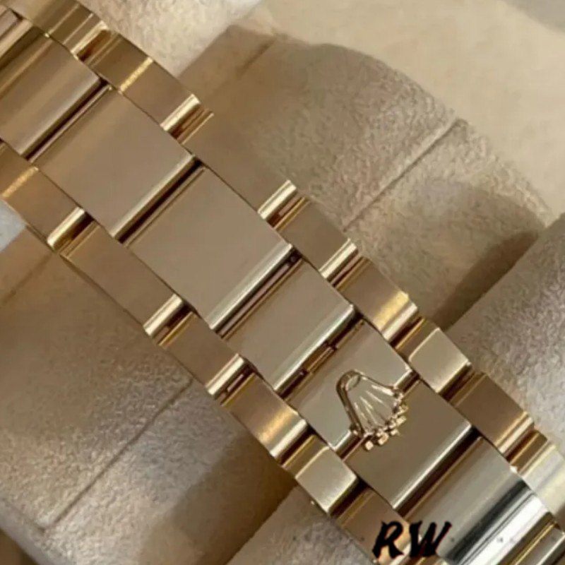 Rolex Day-Date 118388 White MOP Diamond Dial 36MM Unisex Replica Watch