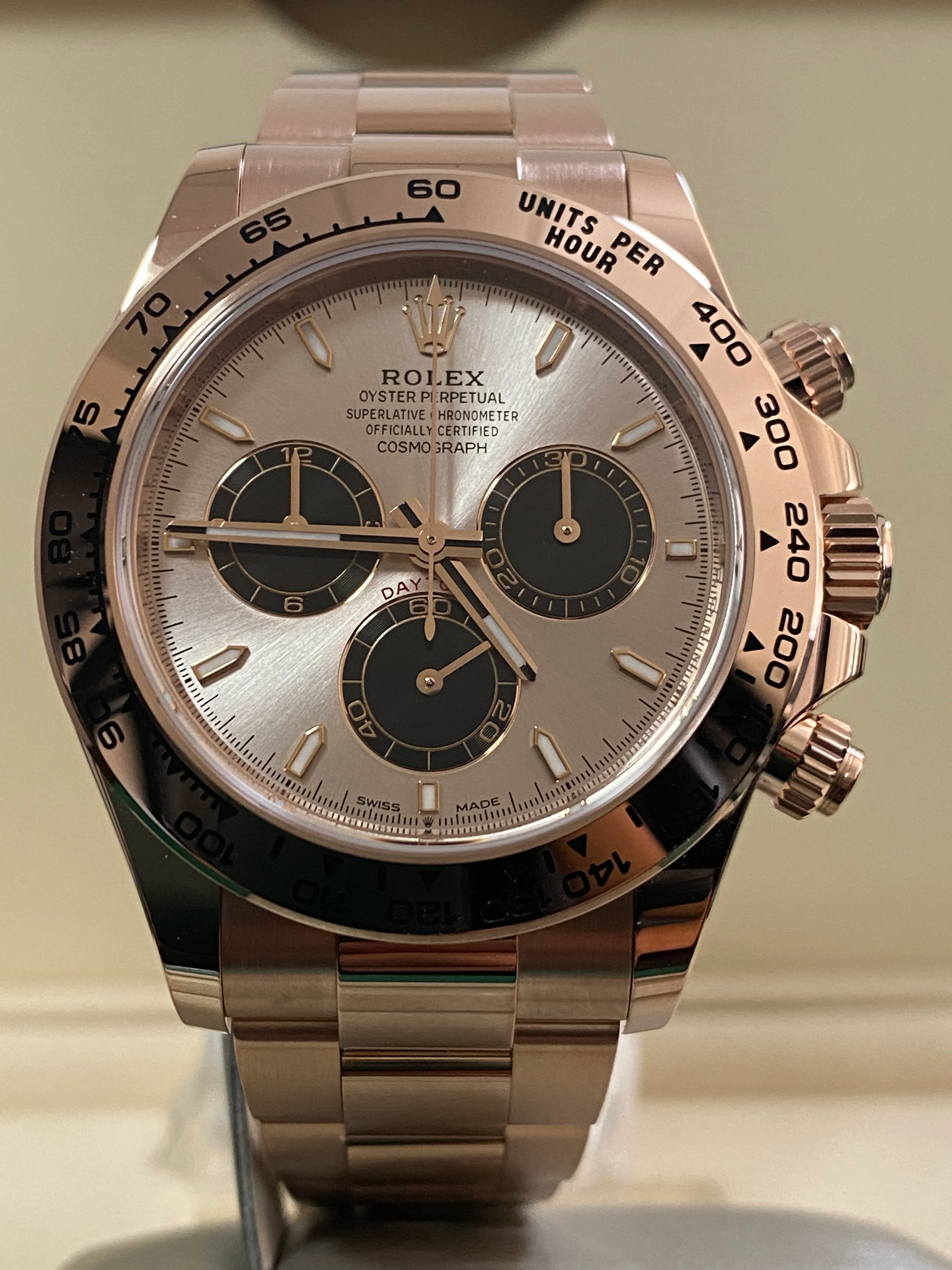 Rolex Everose Gold Cosmograph Daytona - 2024 - Sundust Dial - 126505 *FULL SET*