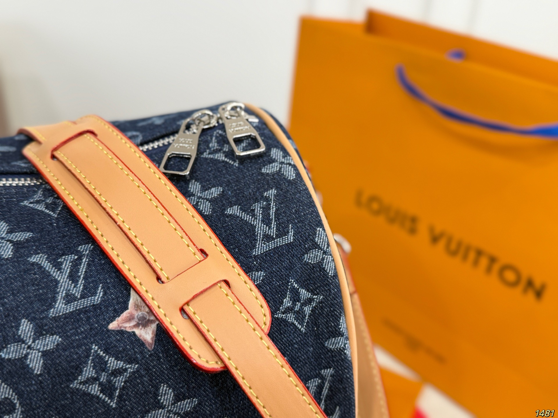 L X V Keepall45 M27552 detail 14