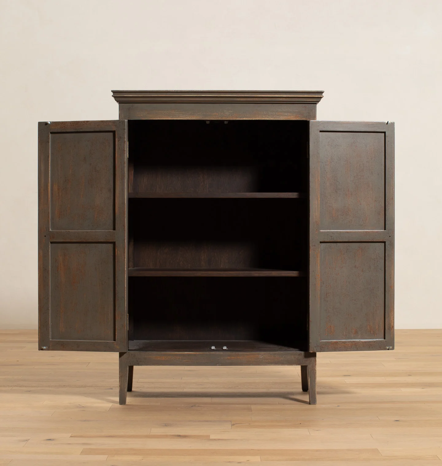 Mara Armoire