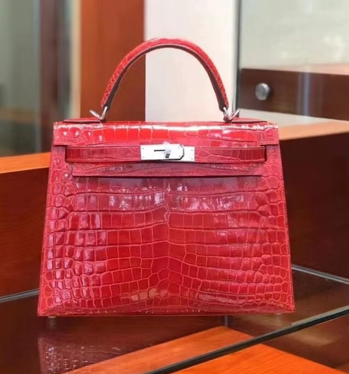 Kelly 28-32 Ferrari Red Gold Buckle Crocodile leather Custom - Artisantouchss
