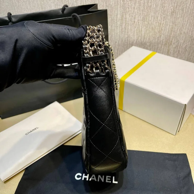 Chanel Hobo Bag In Lambskin As3153 Black