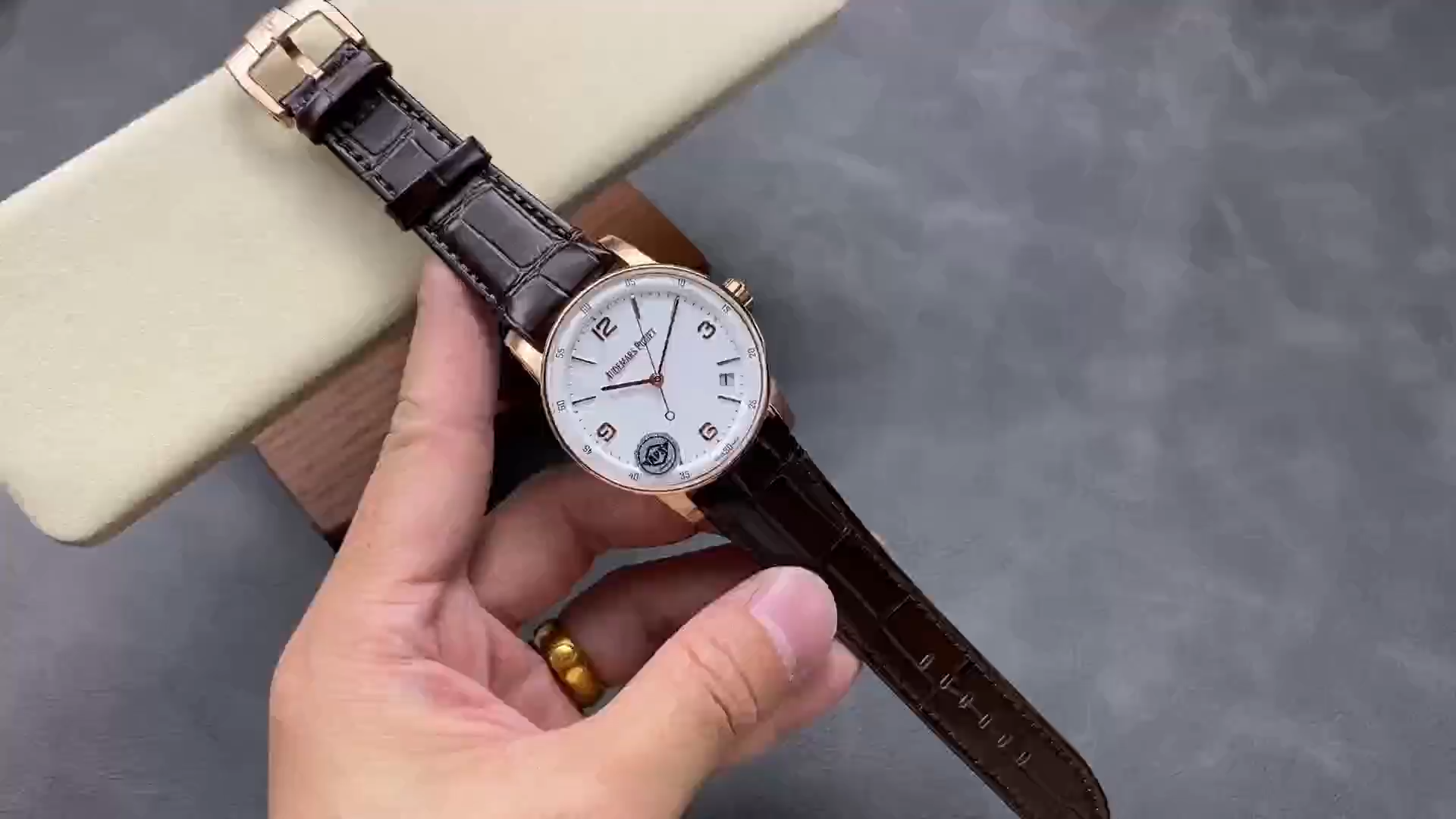 AP Code 11.59 41 White Dial 15210OR.OO.A099CR.01 Replica Sapphire Watch