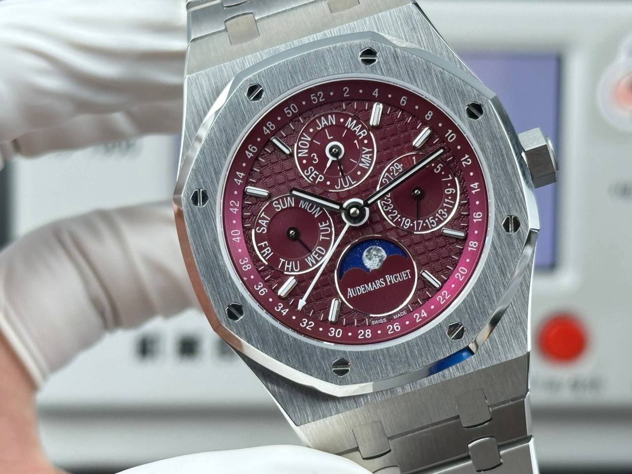 AP Royal Oak Diamond Set Steel Watch 41mm Pink Dial