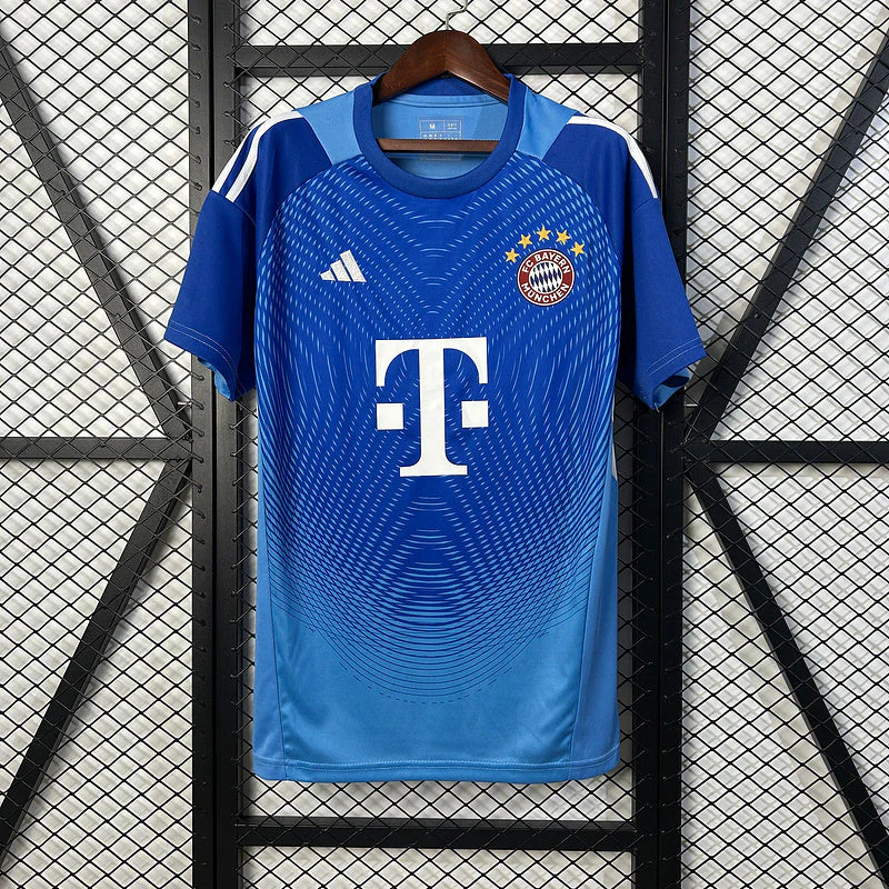 Bayern Munich Goalkeeper Blue Jersey 2025/26