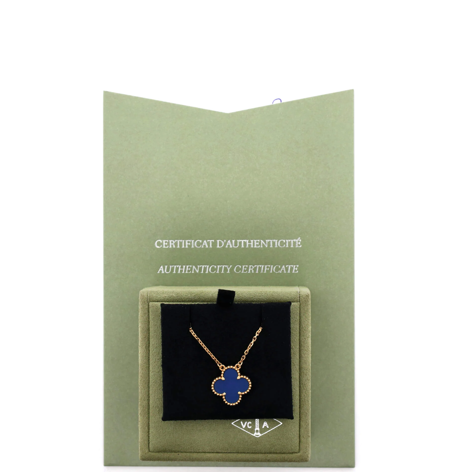 Vintage Alhambra Pendant Necklace 18K Yellow Gold and Agate