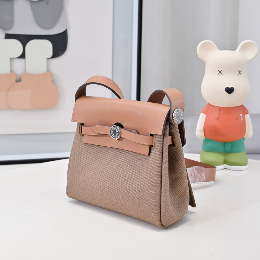 Hermes Herbag Mini 20