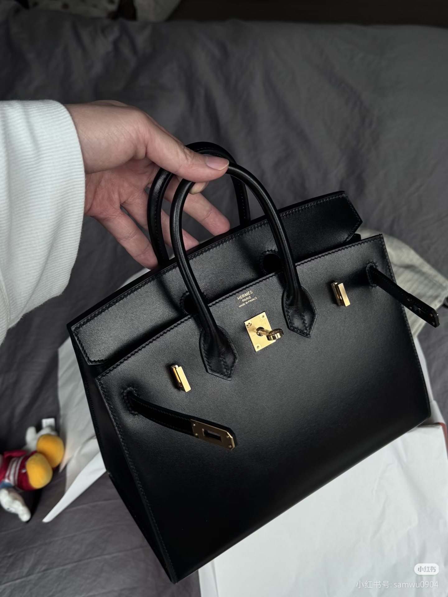 Birkin 25-35 Box Leather Black with Gold Hardware Custom - Artisantouchss