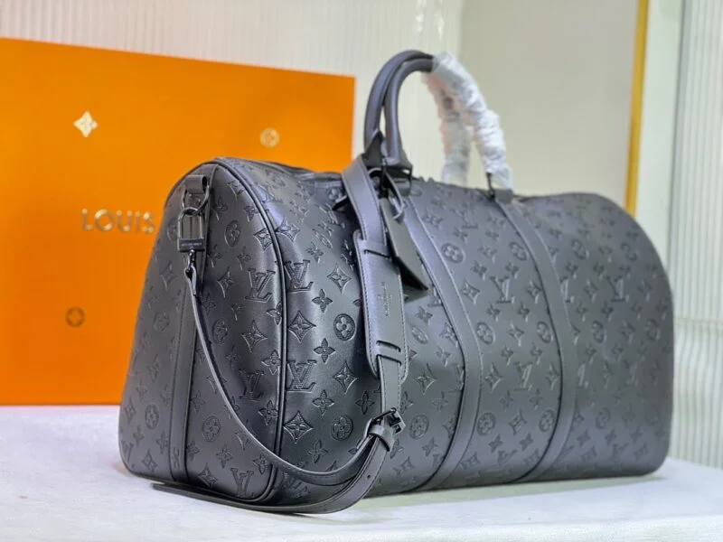 Louis Vuitton Keepall Bandouliere 50 M44810