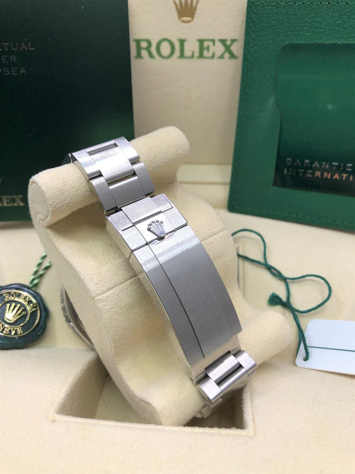 Rolex Deepsea Oystersteel m136660-0003 Replica