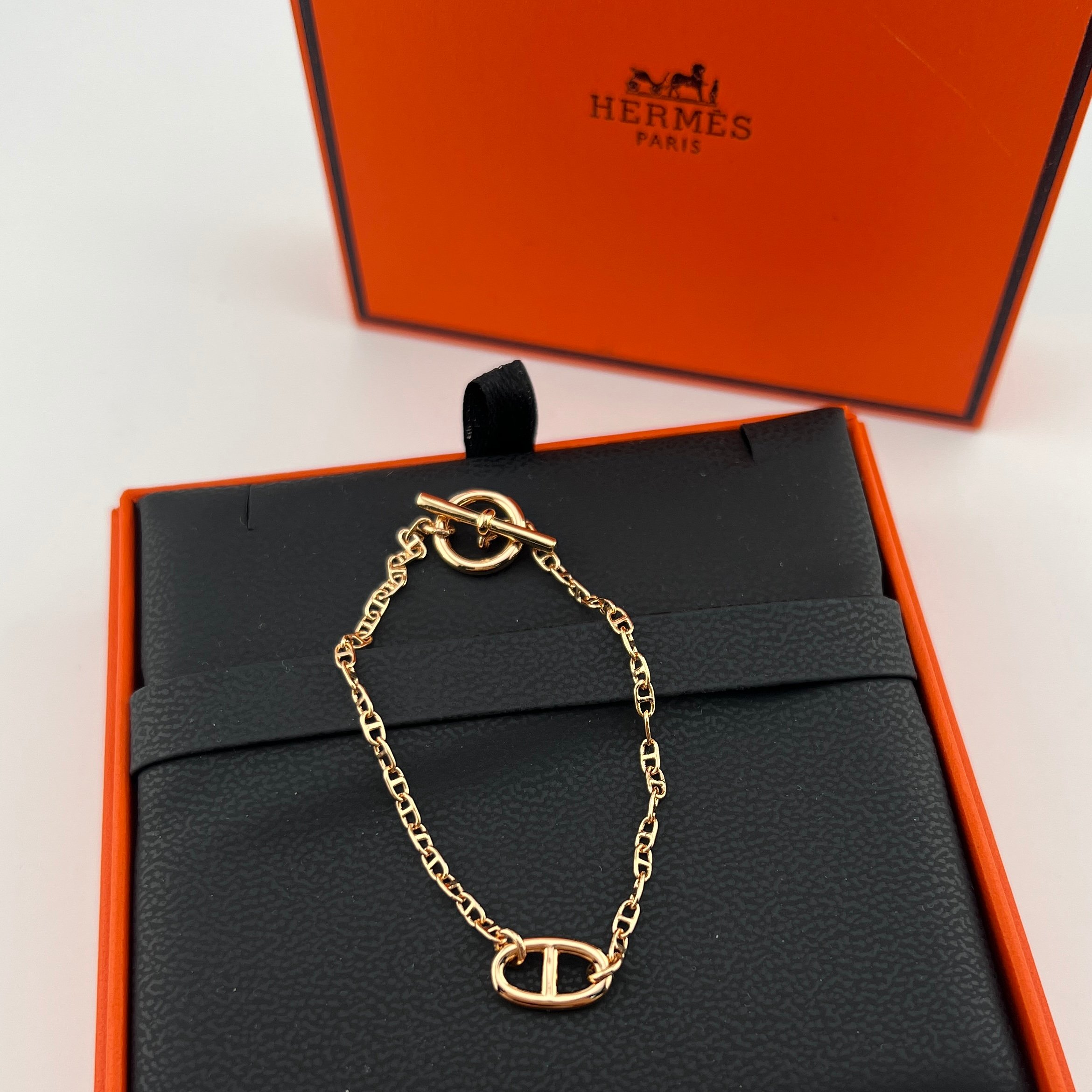 Pig nose shaped bracelet - Artisantouchss