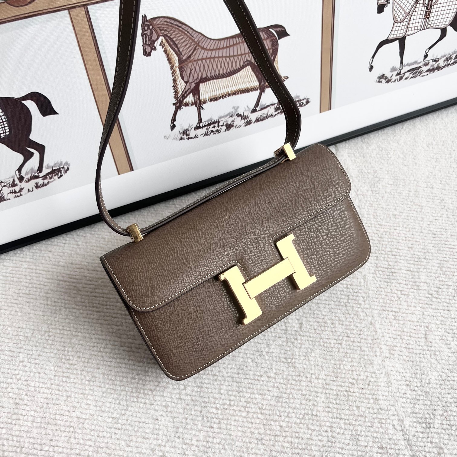 Hermes Constance Elan 24