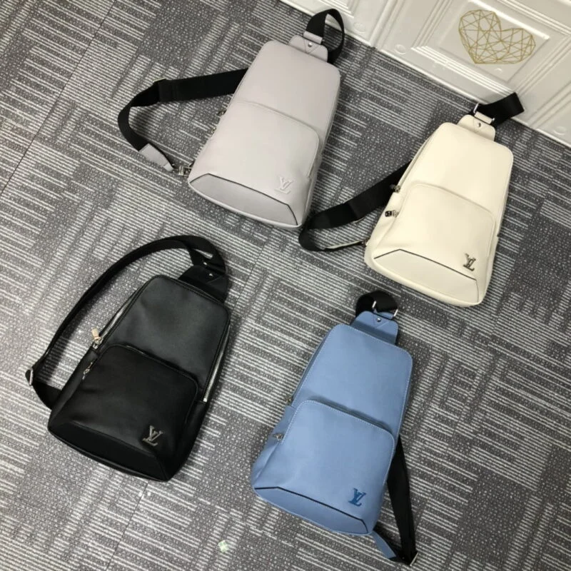 Louis Vuitton Avenue Sling Bag M30443