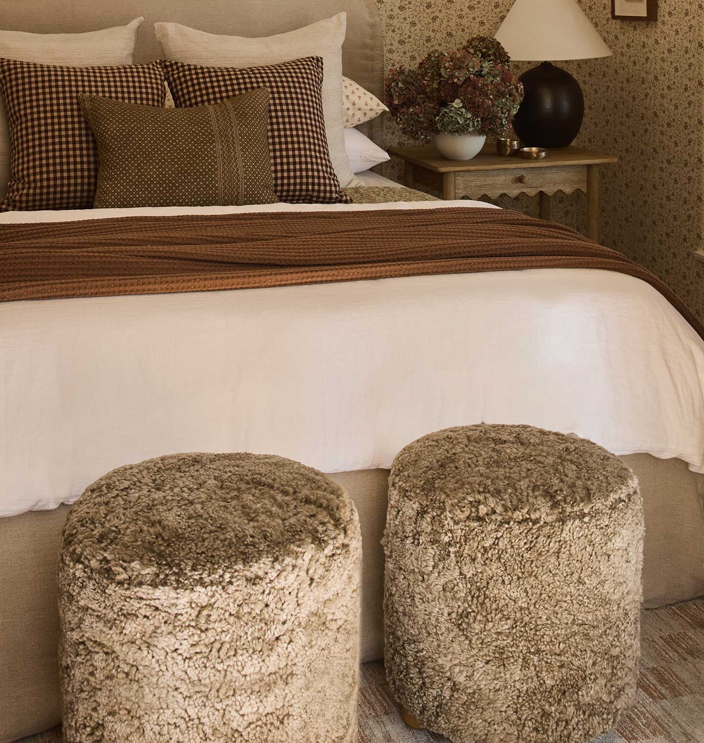Tocho Shearling Footed Stool