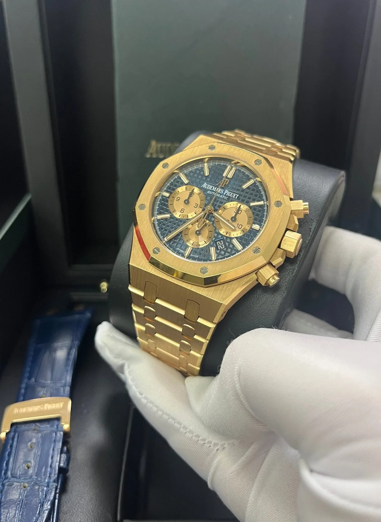 ROYAL OAK FROSTED GOLD CHRONOGRAPH Blue Dial 41mm