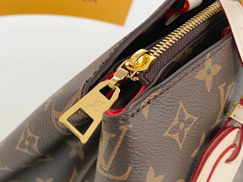 Louis Vuitton Grand Palais/Petit Palais M45900