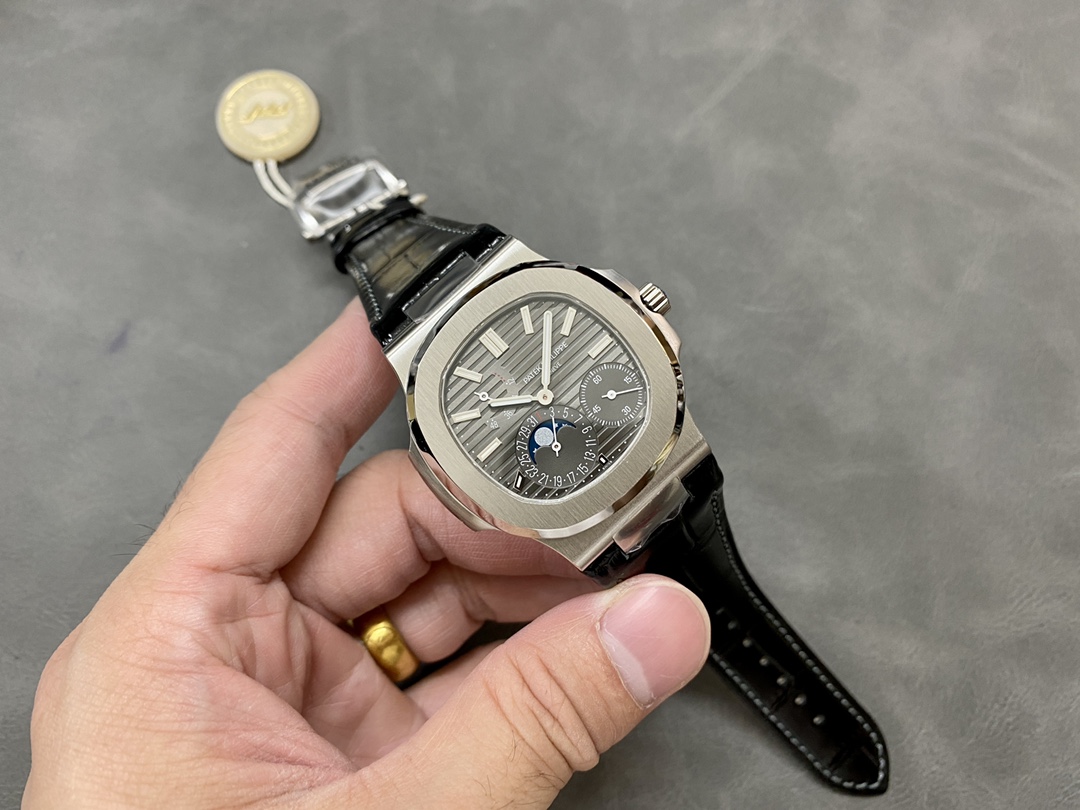 Replica Patek Philippe Nautilus 5712G 001 40mm Mens Watch