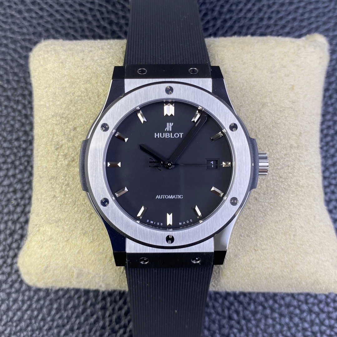 Hublot Classic Fusion 511.co.1181.rx 45mm Mens