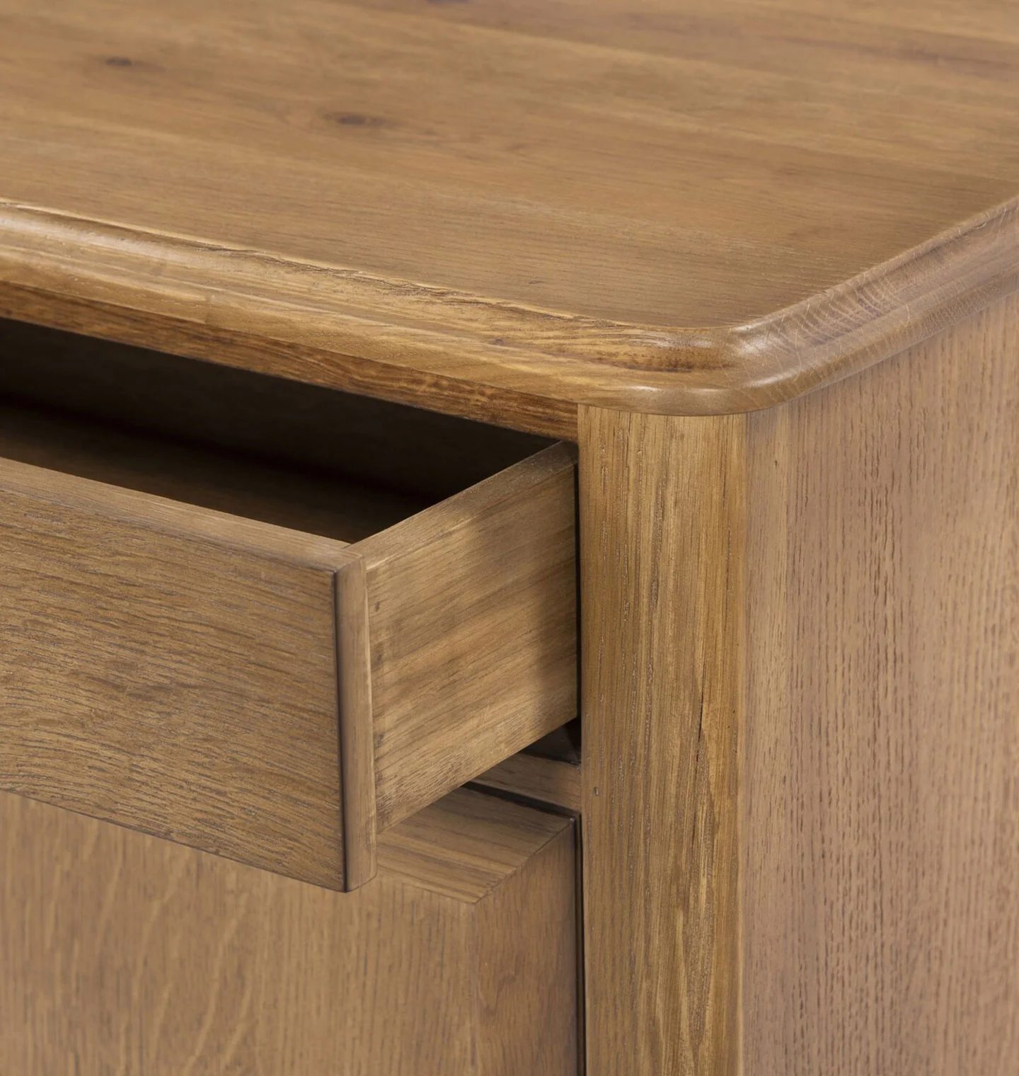 Poppy Nightstand