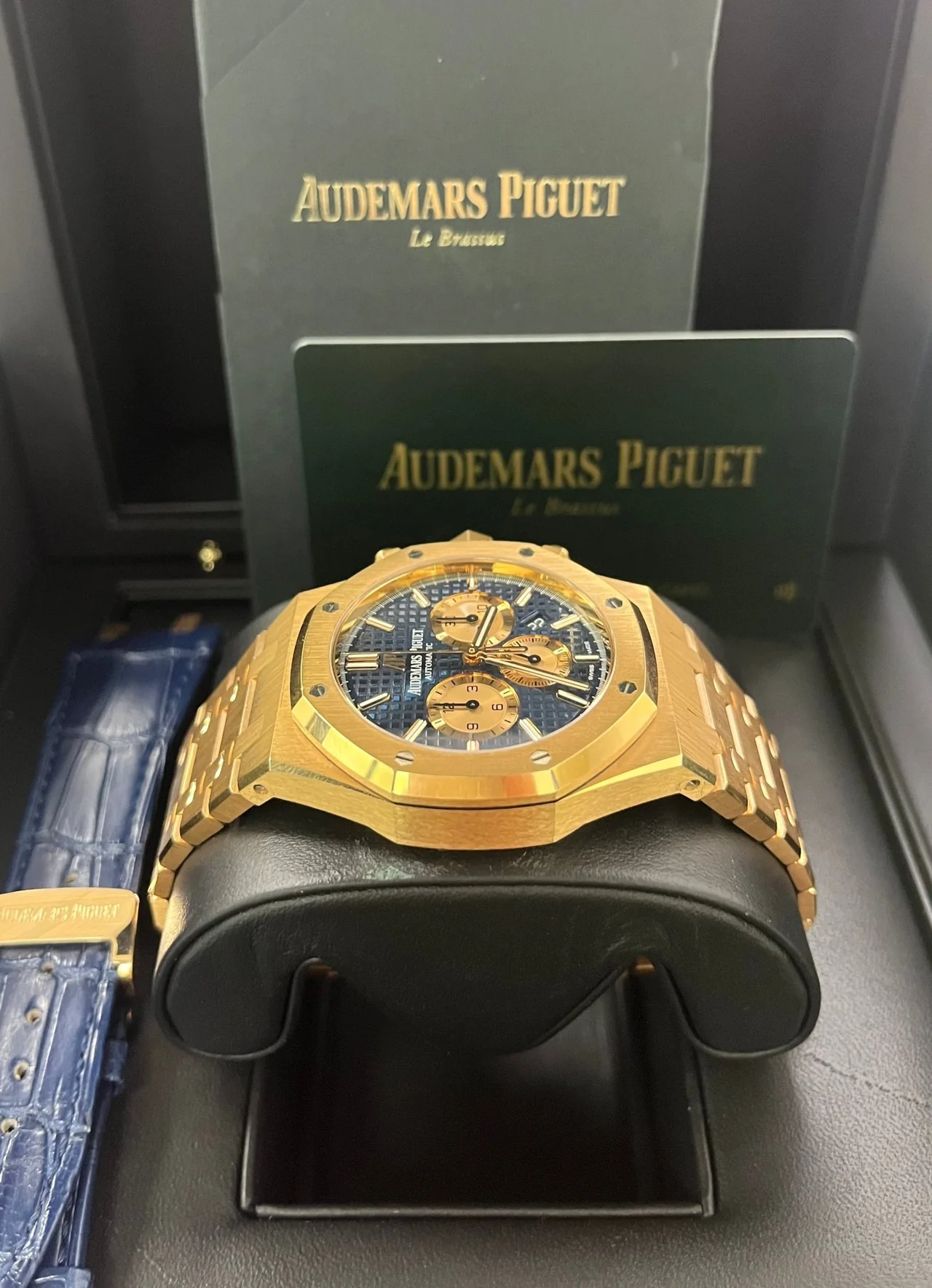 ROYAL OAK FROSTED GOLD CHRONOGRAPH Blue Dial 41mm