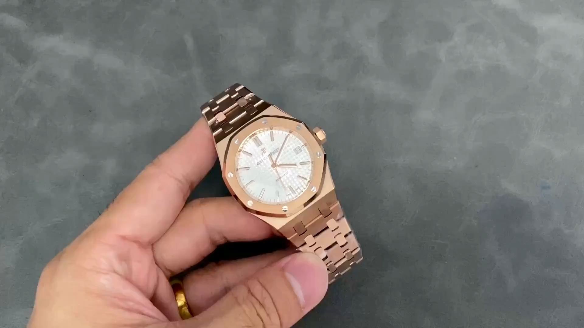 AP Royal Oak Replica Rose Gold 37mm 15450OR.OO.1256OR.01 Silver Dial
