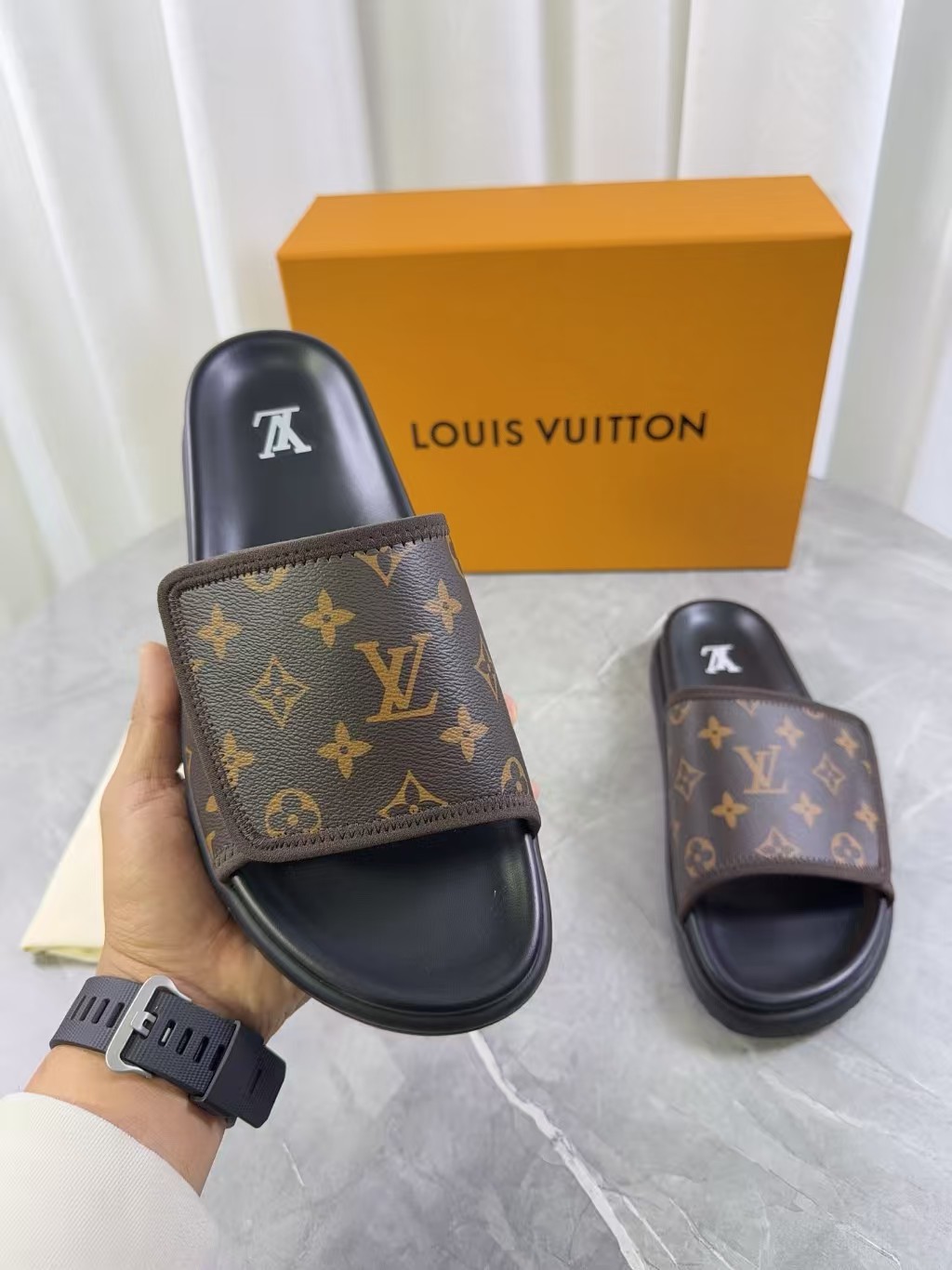 L X V SLIPPERS(Multiple colors) detail 21