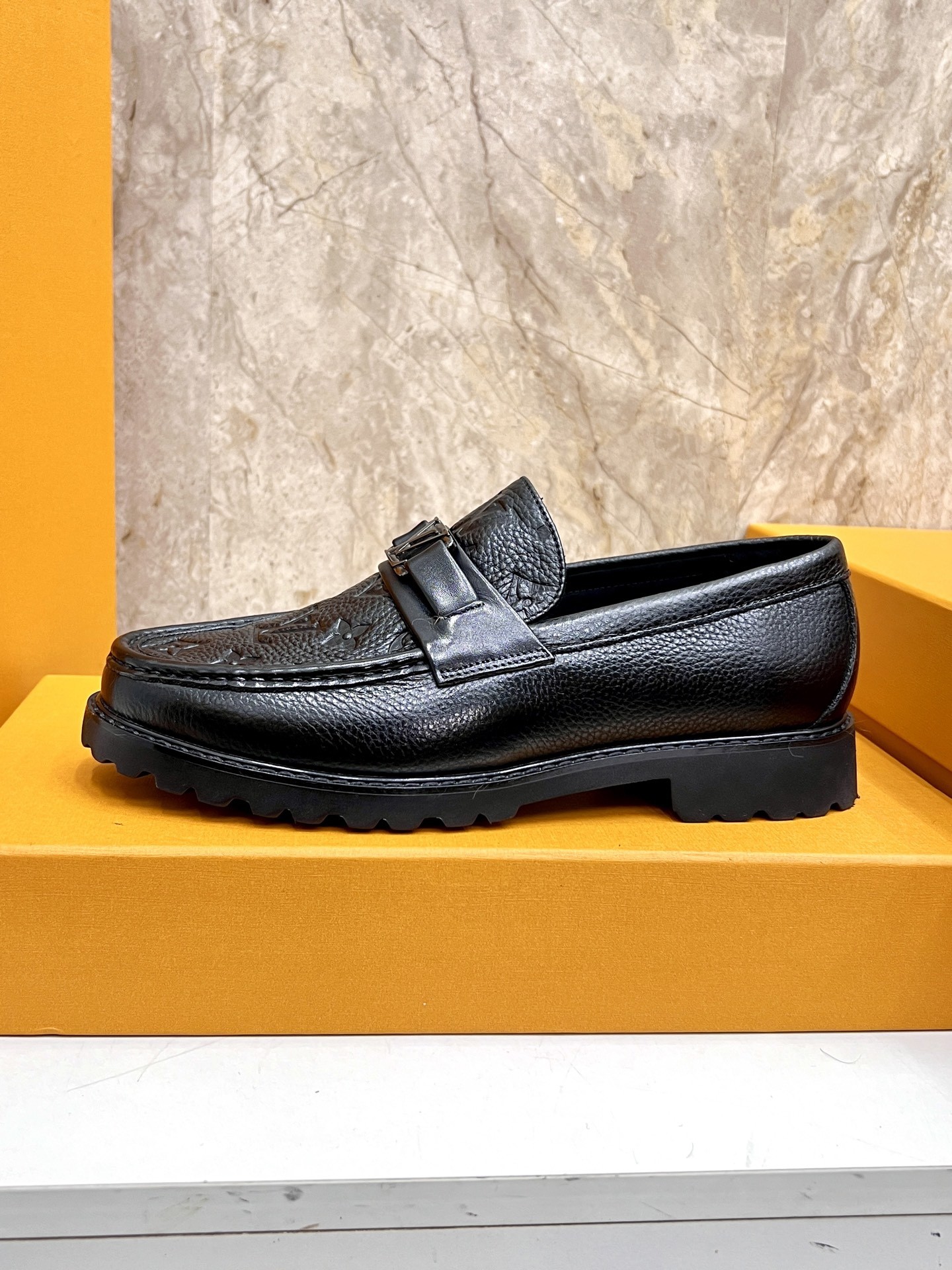 L X V Men's new high qualityLoafers detail 5