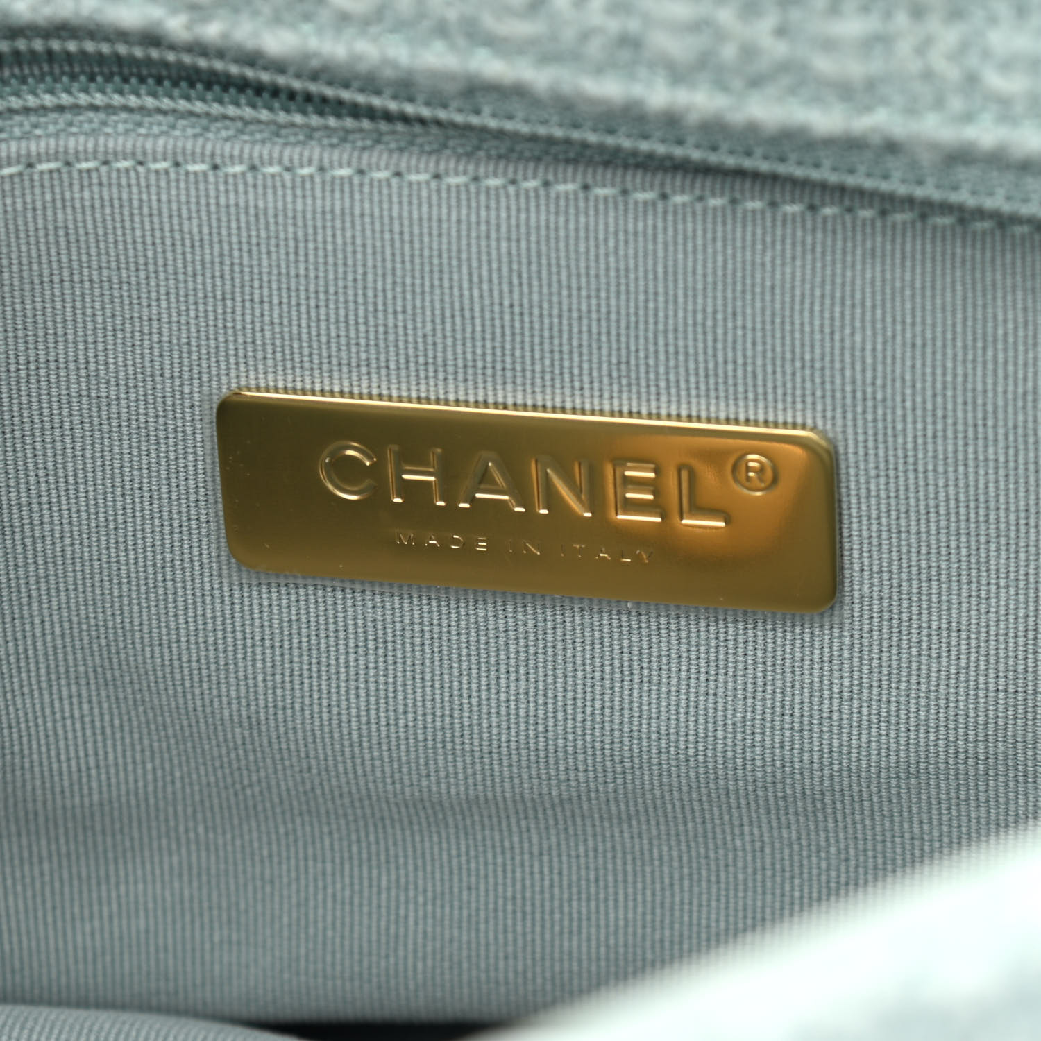 Tweed Mixed Fibers Quilted Medium Chanel 19 Flap Light Green