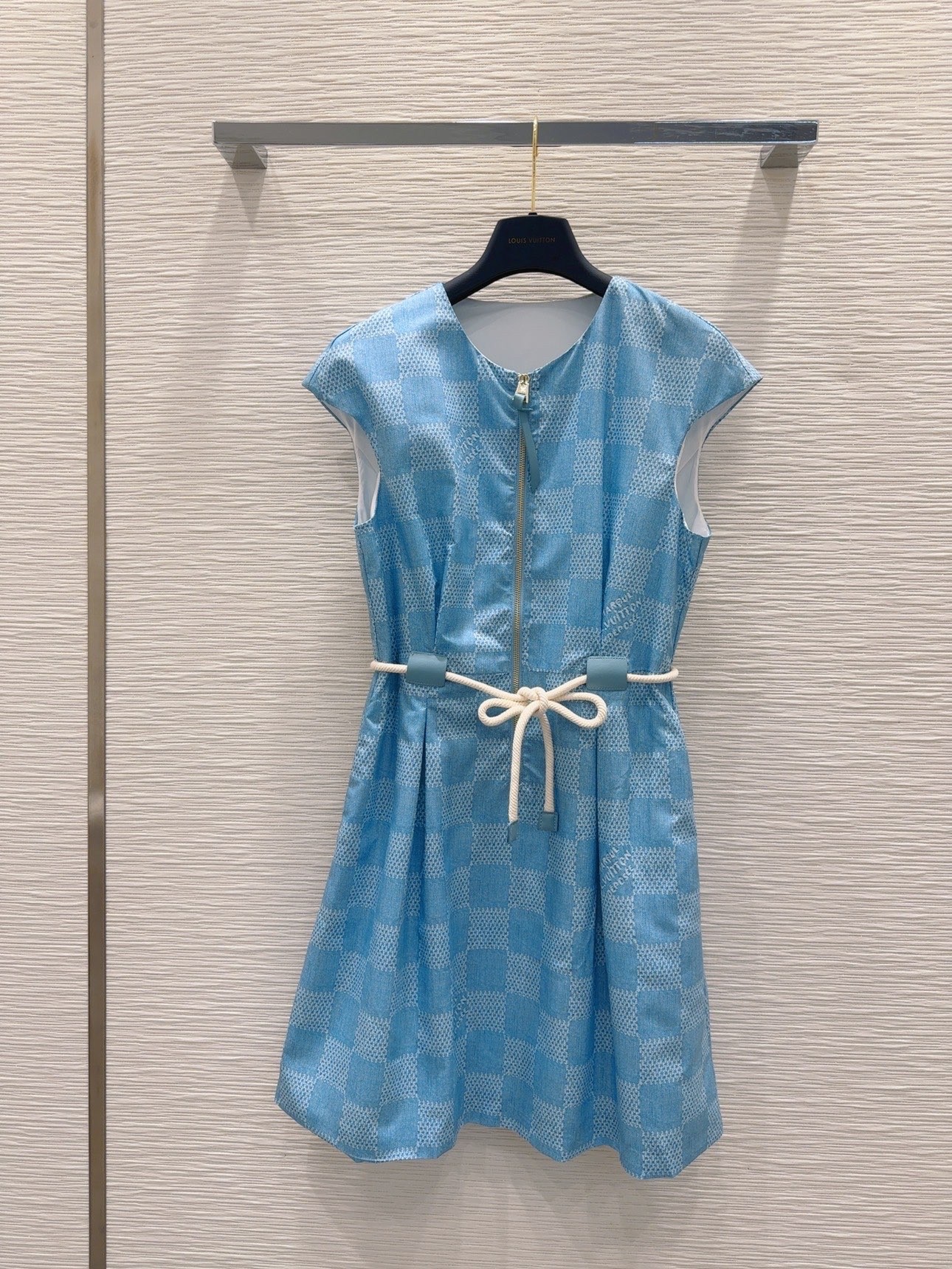 L X V Dress（Women's style）