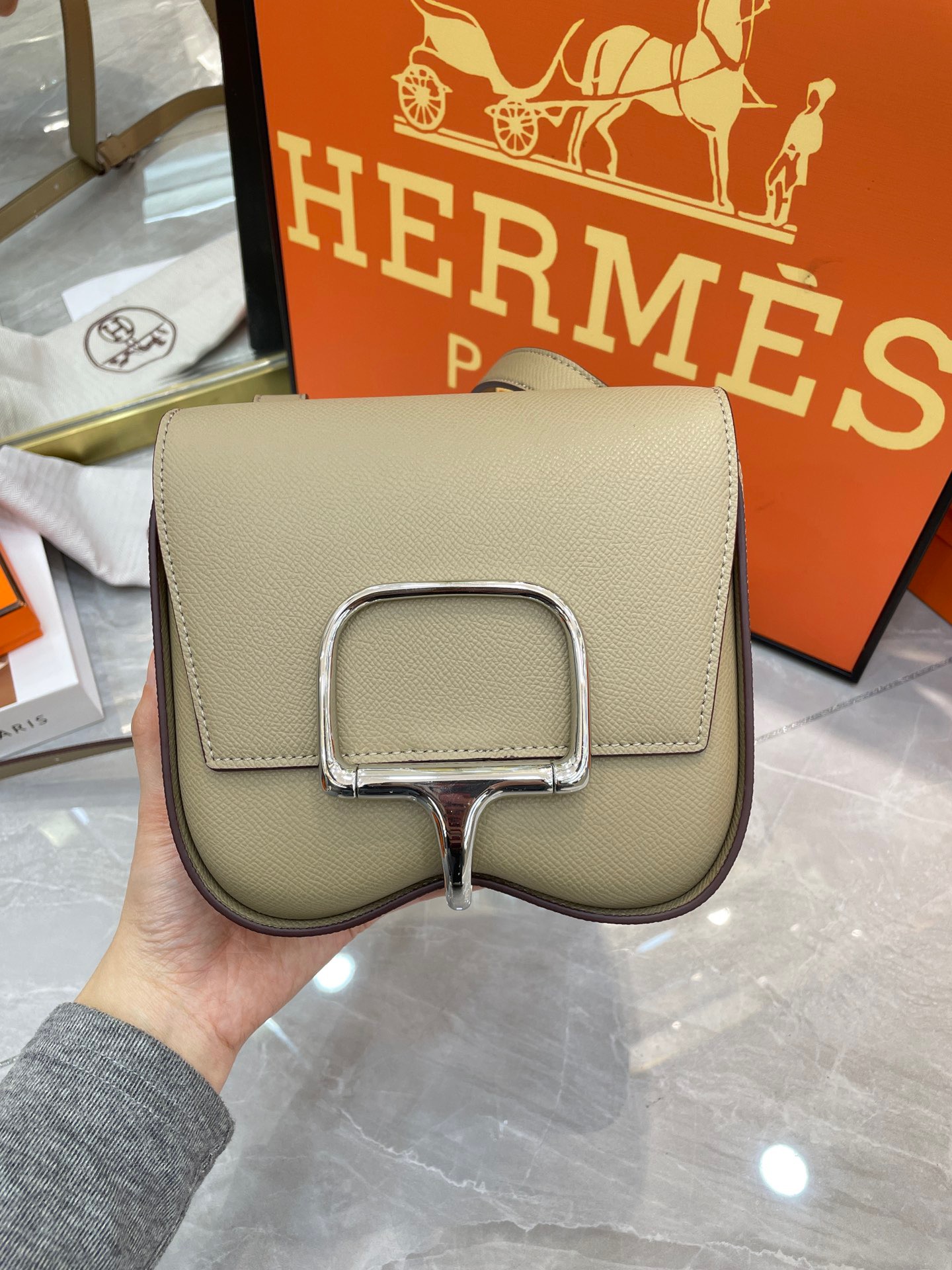 Hermes Della 19 Epsom