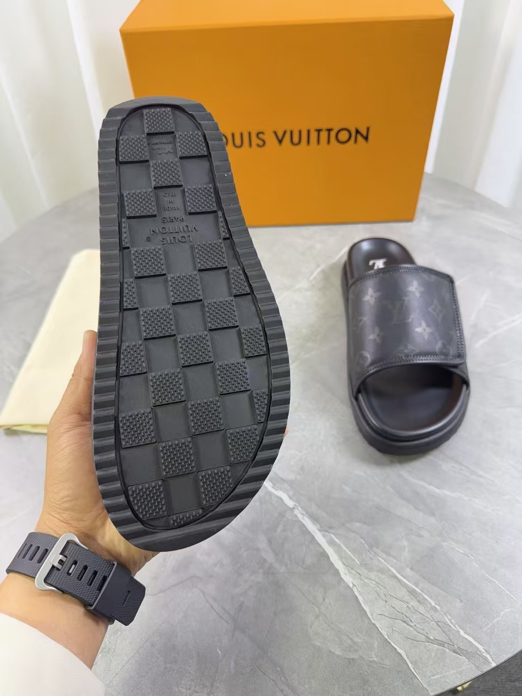 L X V SLIPPERS(Multiple colors) detail 7
