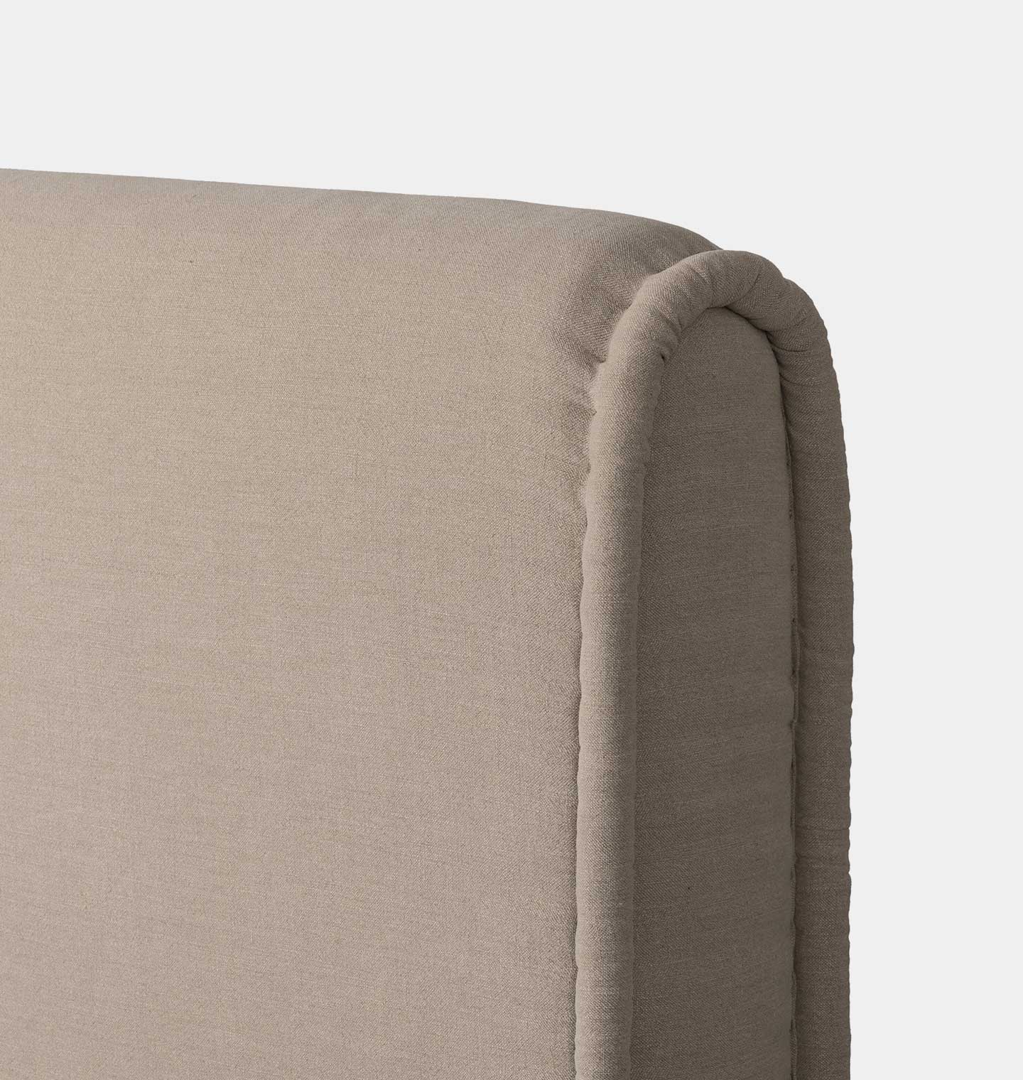 Wyndham Bed