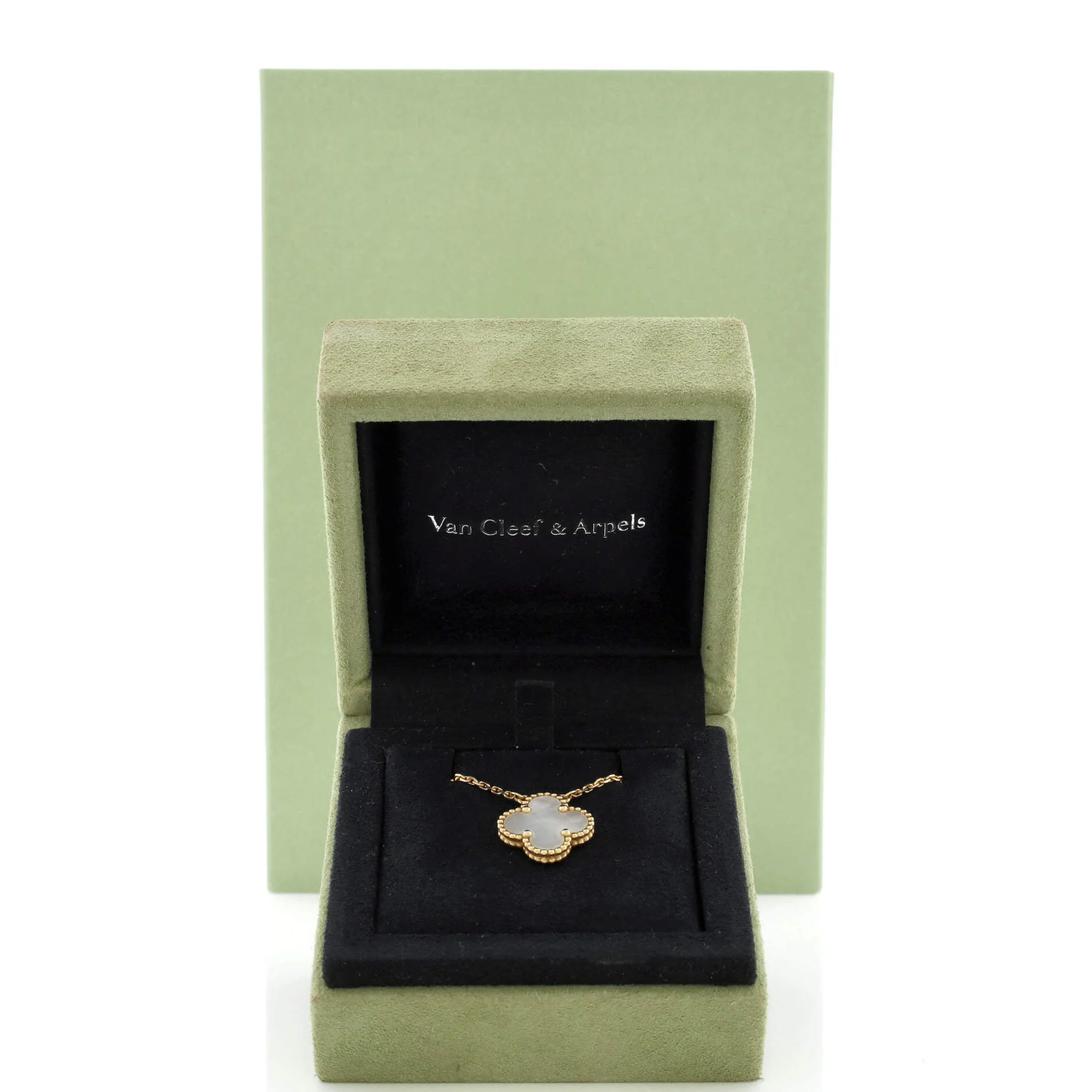 Vintage Alhambra Pendant Necklace 18K Yellow Gold and Mother of Pearl
