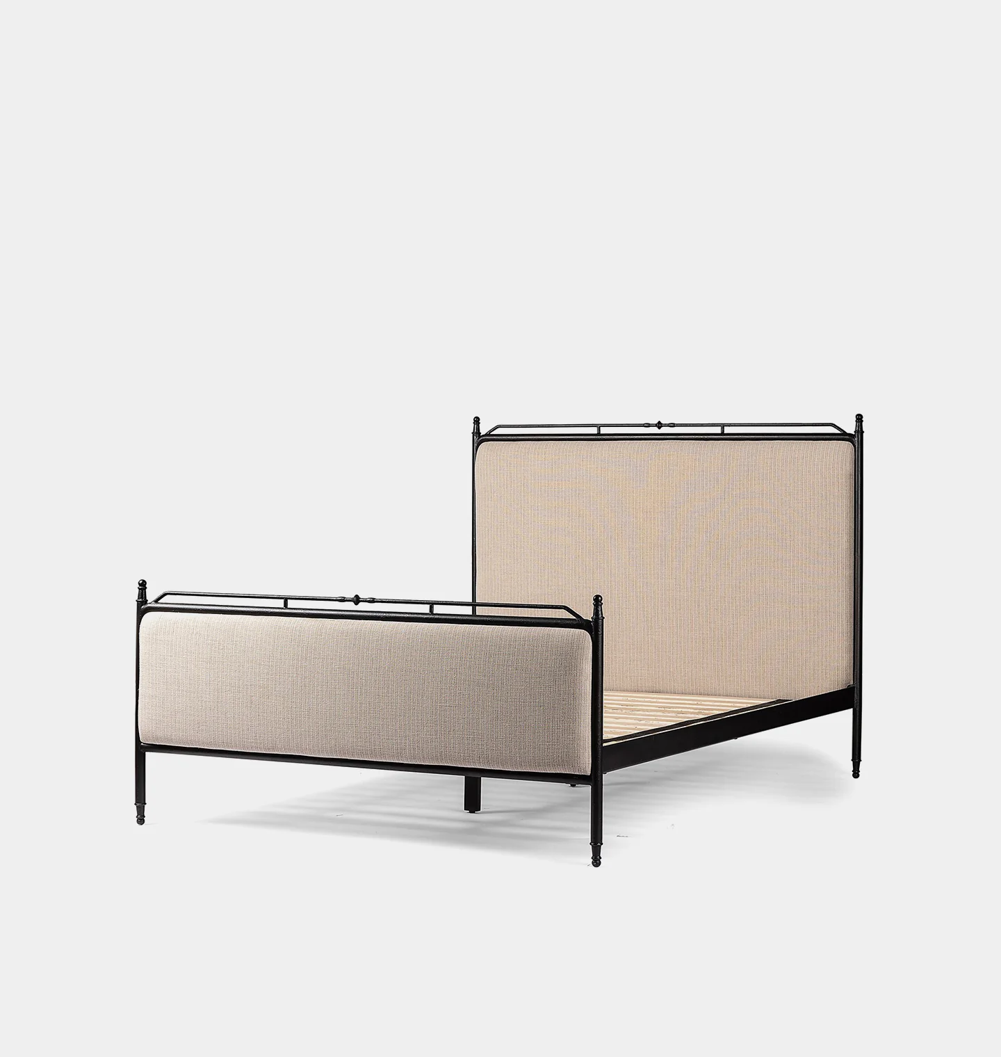 Leyla Bed