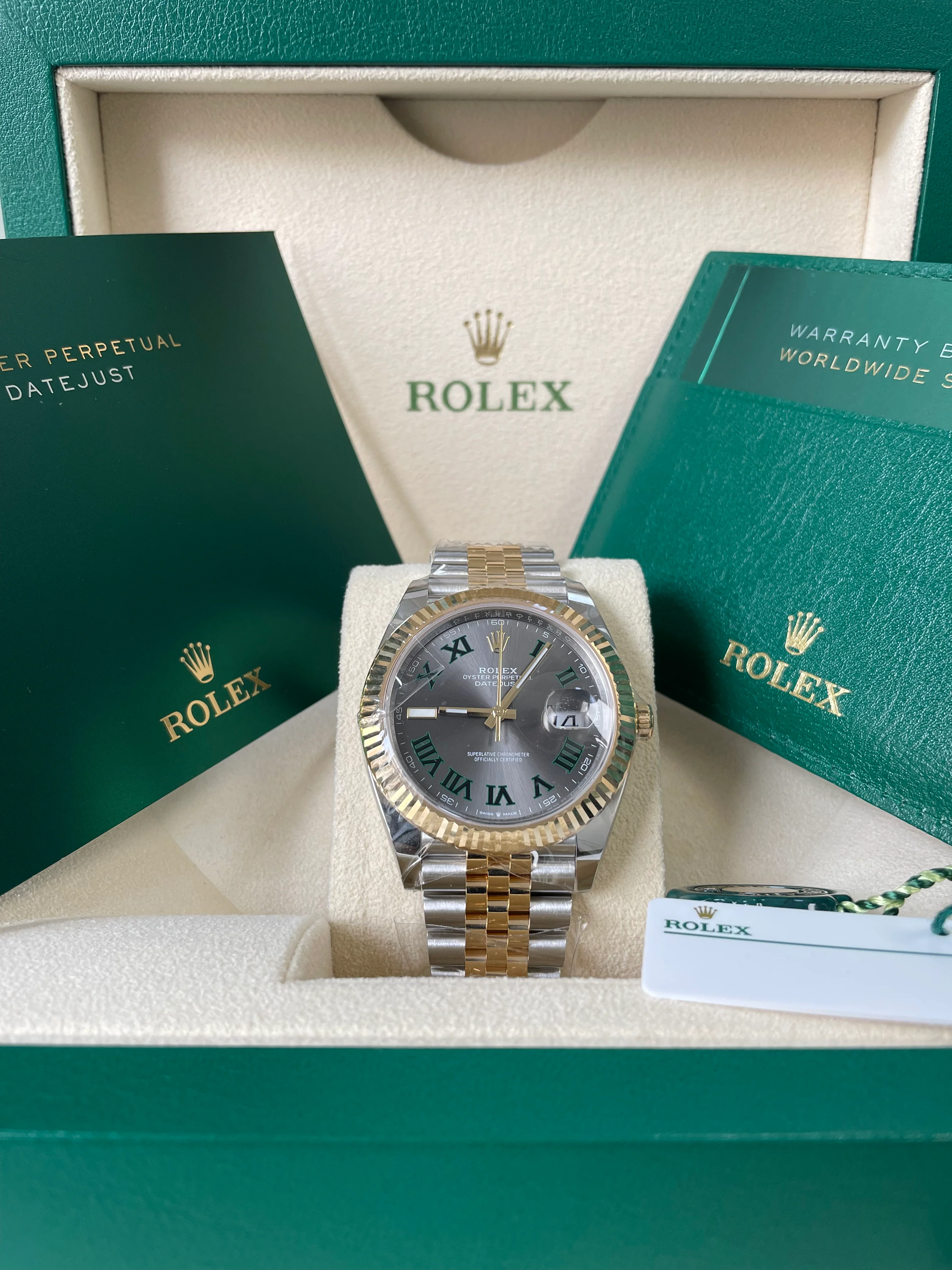Rolex Steel and Everose Gold Datejust 41 - 2022 - Fluted Bezel - 
