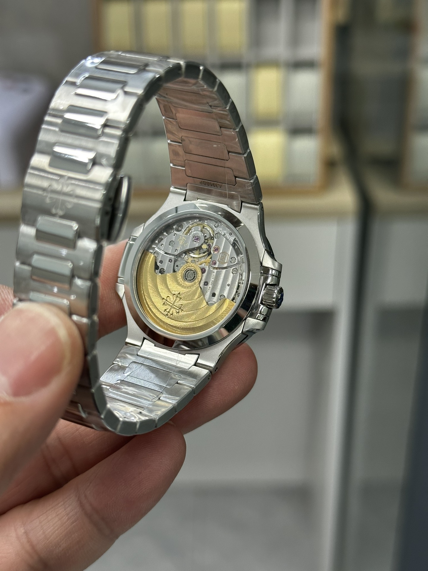 Patek Philippe Ladies Nautilus Stainless Steel 7118 1A 010