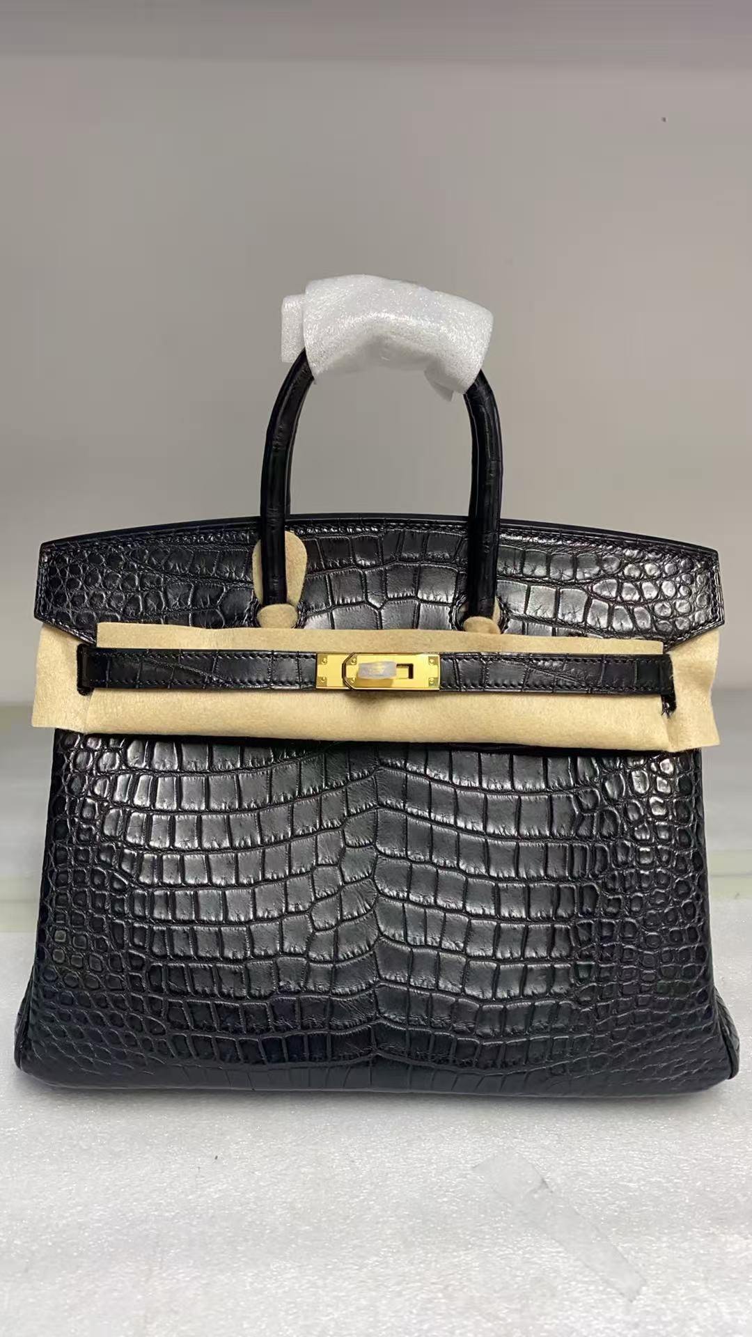 Bikin 25 Black Matte Gold Hardware Saltwater Crocodile Leather Customization - Artisantouchss