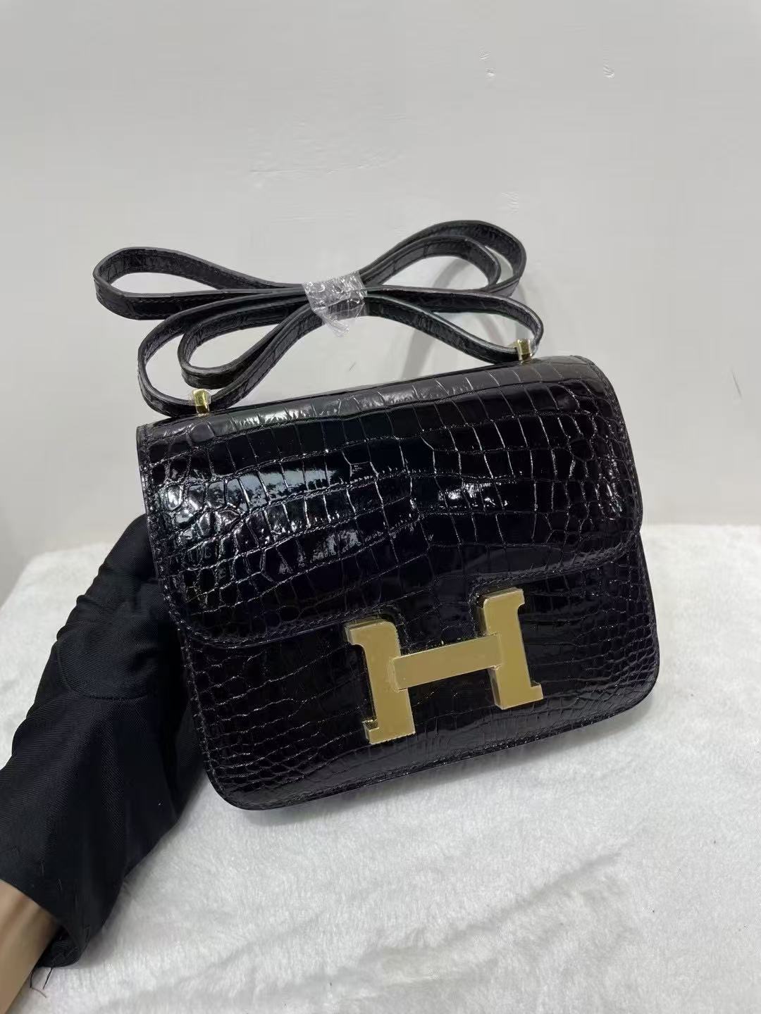 Hermes Constance Mini 19-24